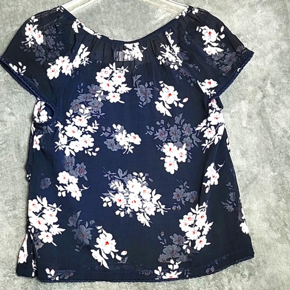 Abercrombie & Fitch Floral Navy Blue Sheer Blouse Top Size Medium - Picture 7 of 8